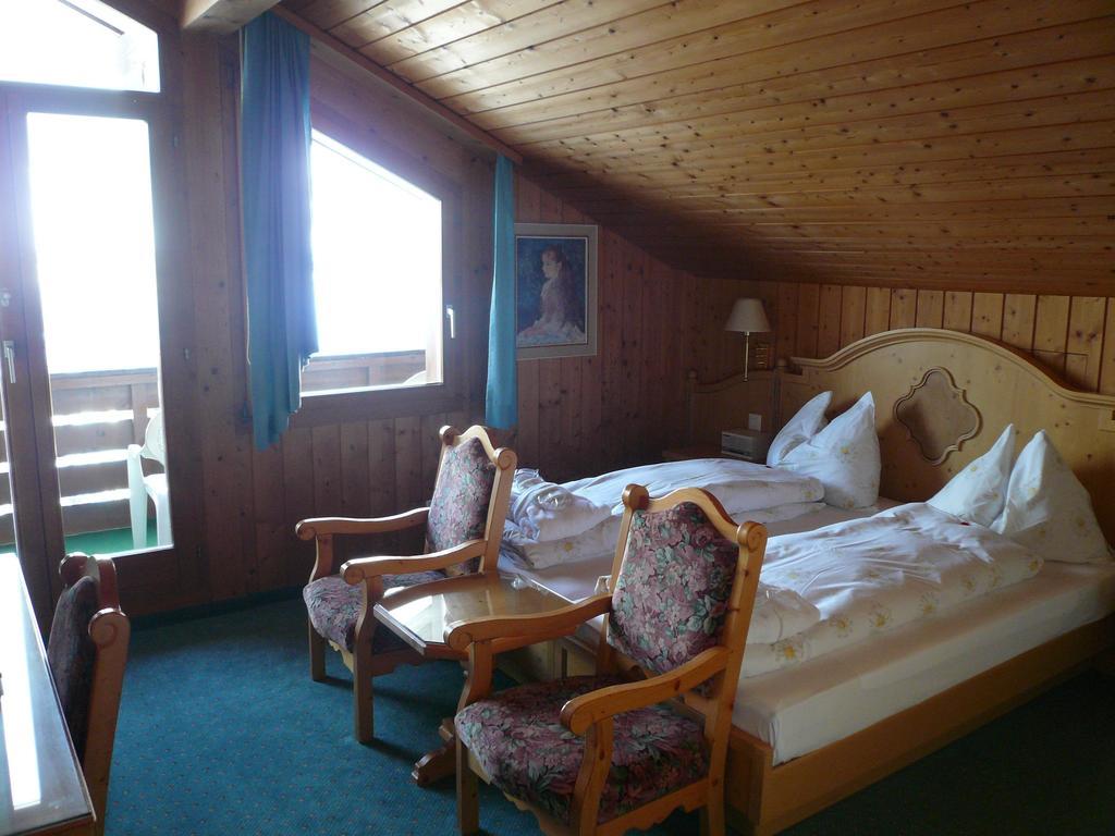 Hotel Cresta Flims Chambre photo